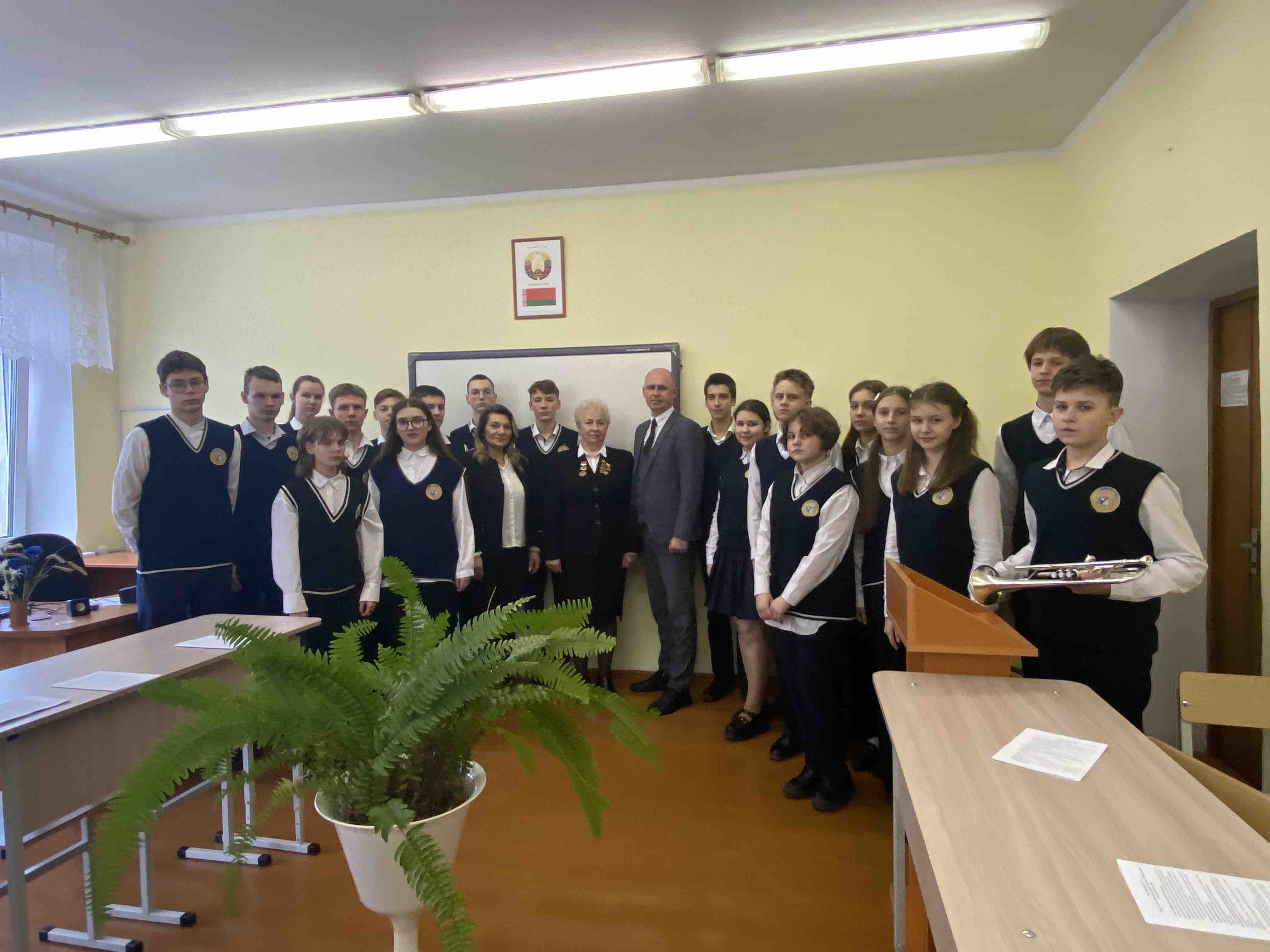 IMG-eaa1573da3ab18f10b525adfff1159b8-V