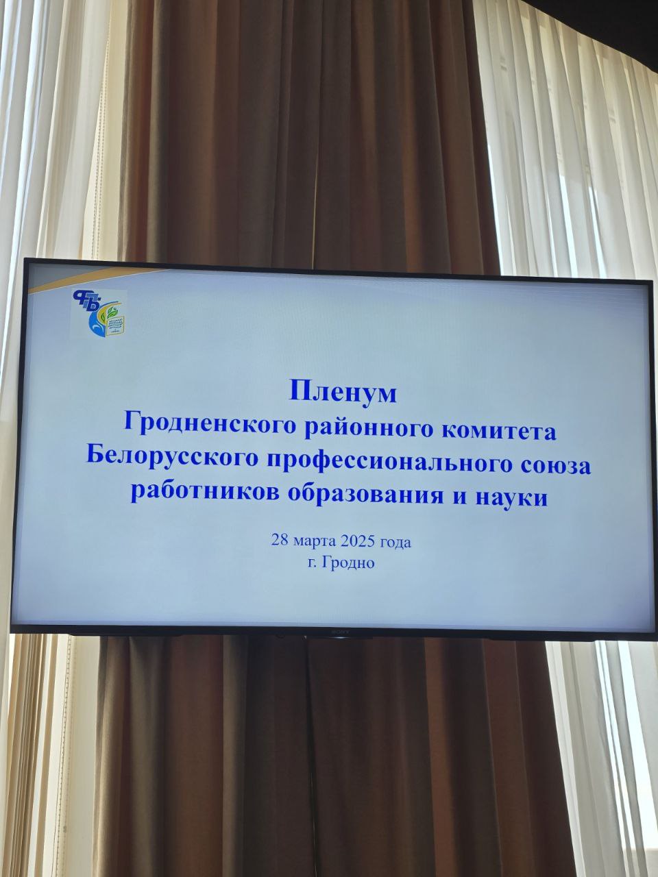 photo 5417861636724748979 y