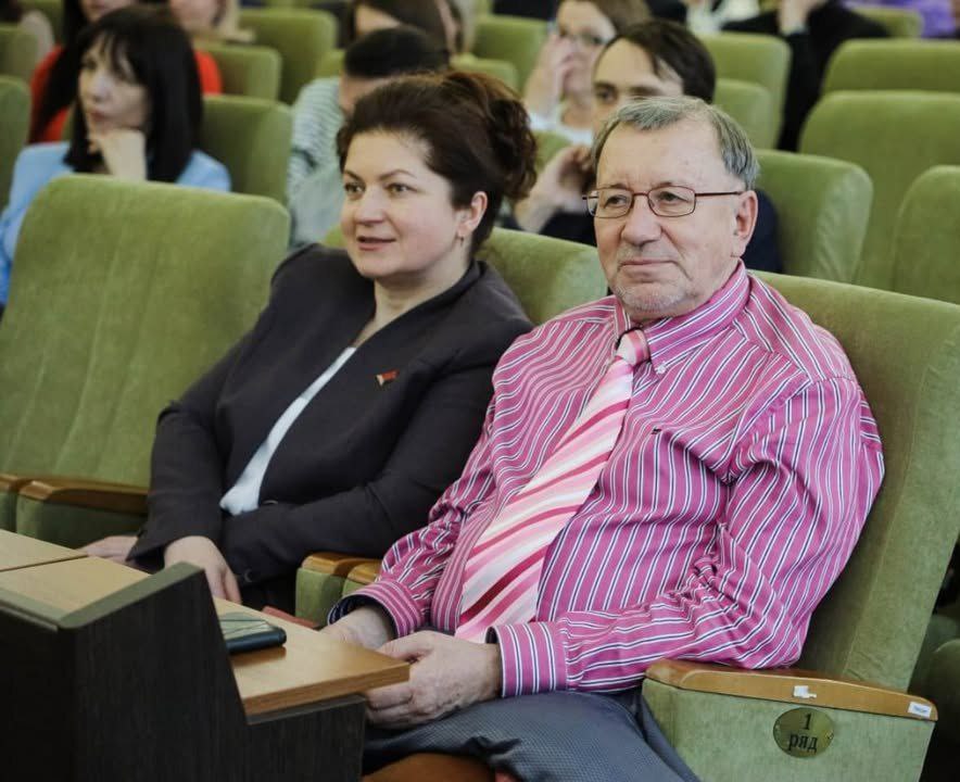 photo 5398094217248631541 y