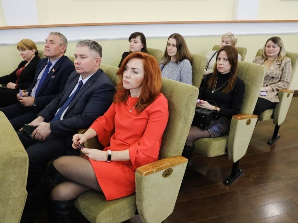 photo 5398094217248631542 y