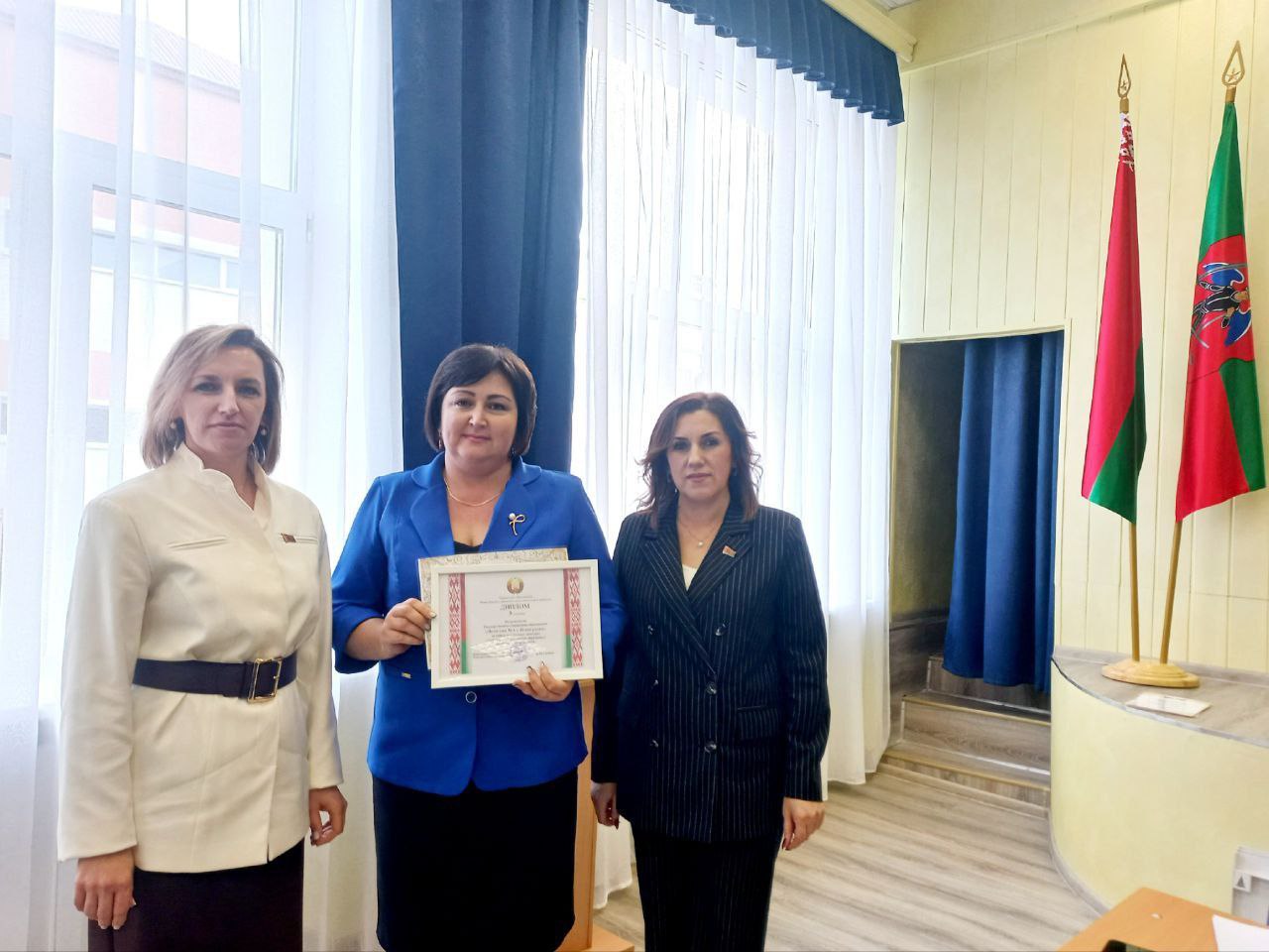 photo 5355141911473681567 y