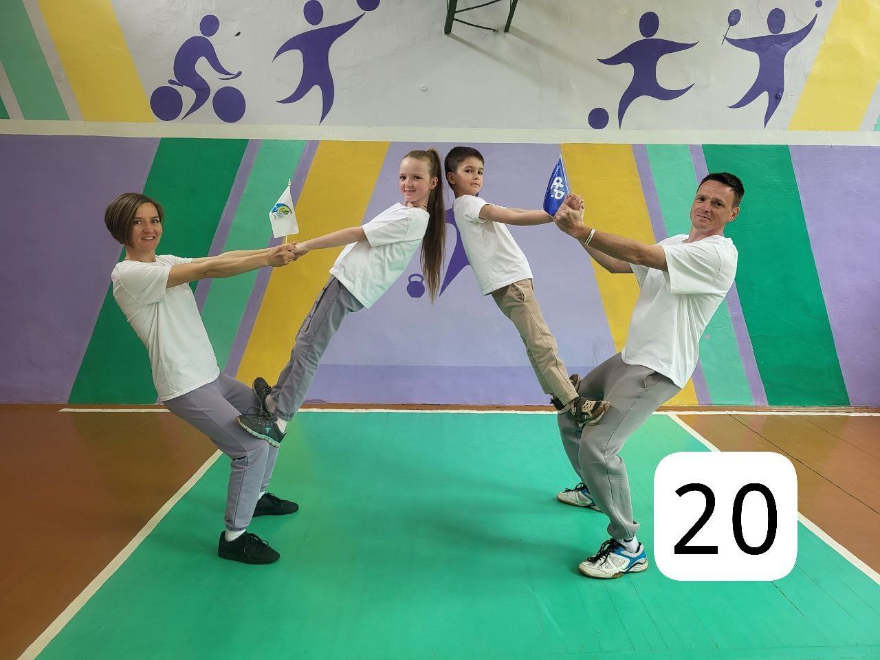 photo 5269227430088928972 y