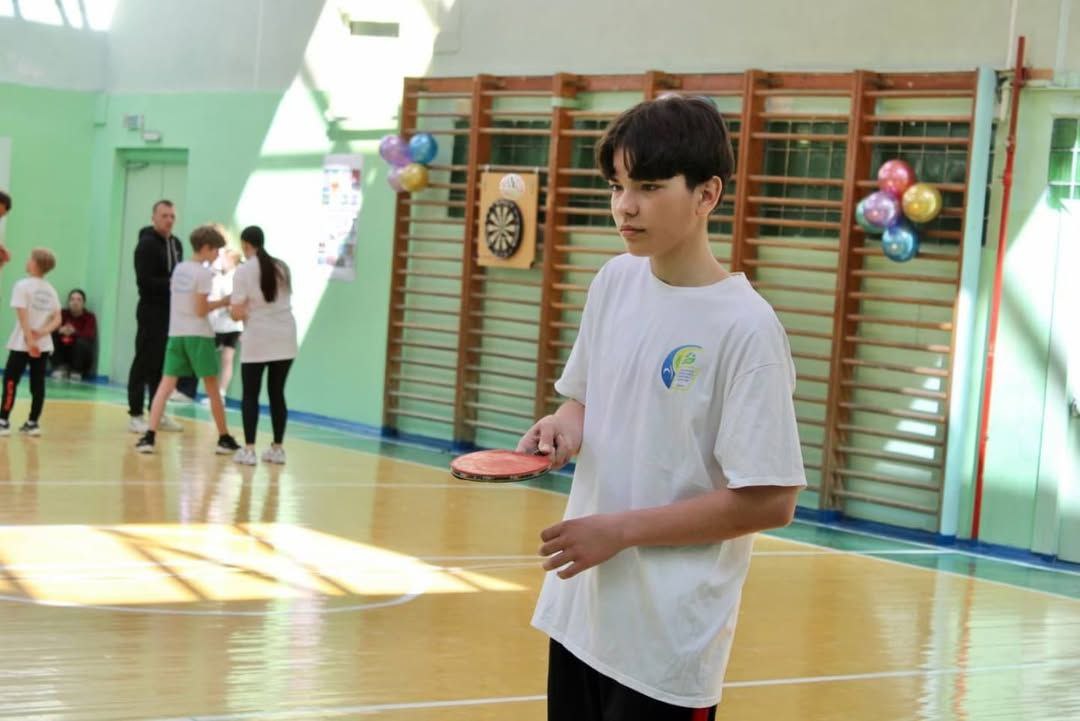 photo 5273749158773256954 y