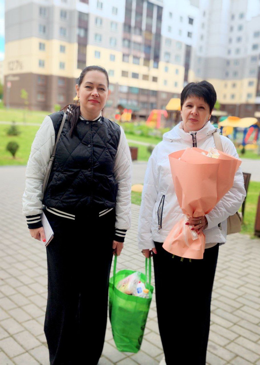 photo 5242738253650587714 y