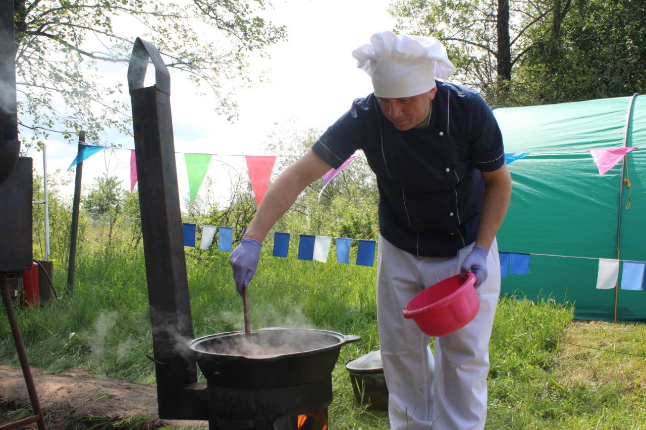 photo 5332412510751553432 y