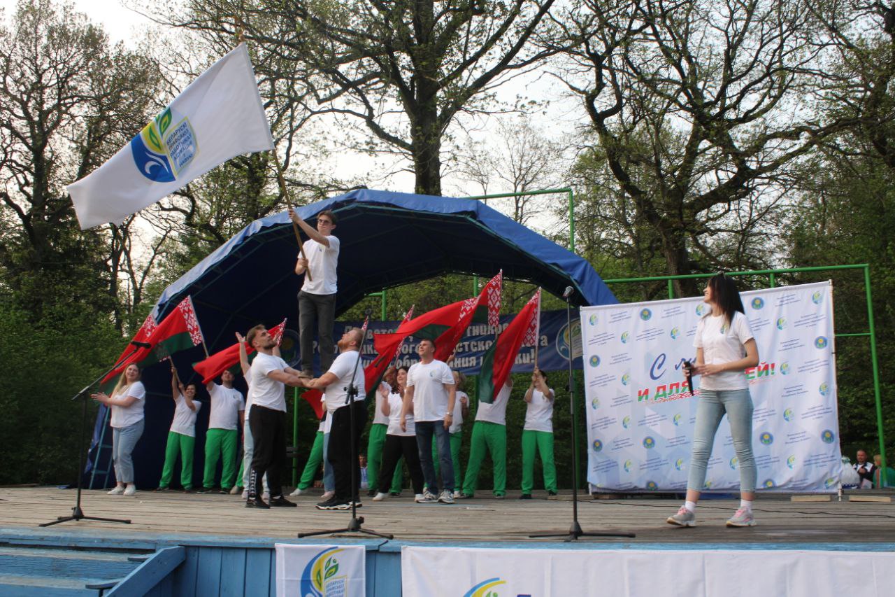 photo 5332412510751553562 y