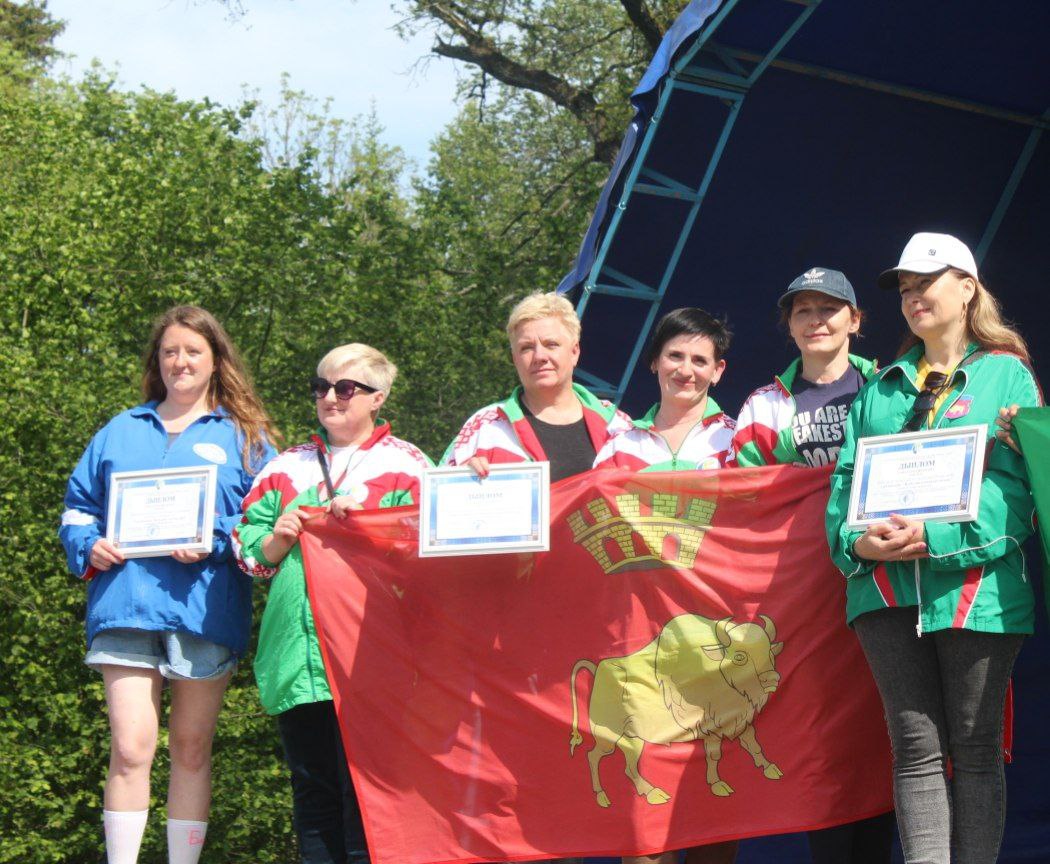 photo 5334664310565235948 y