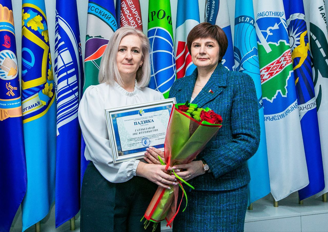 photo 5348497378023435004 y