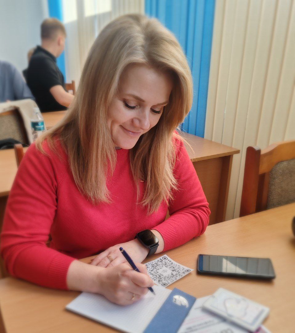 photo 5398094217248631879 y