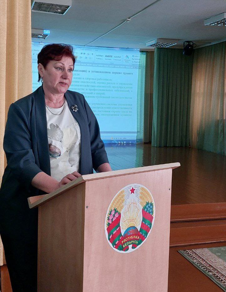 photo 5431757002683573802 y