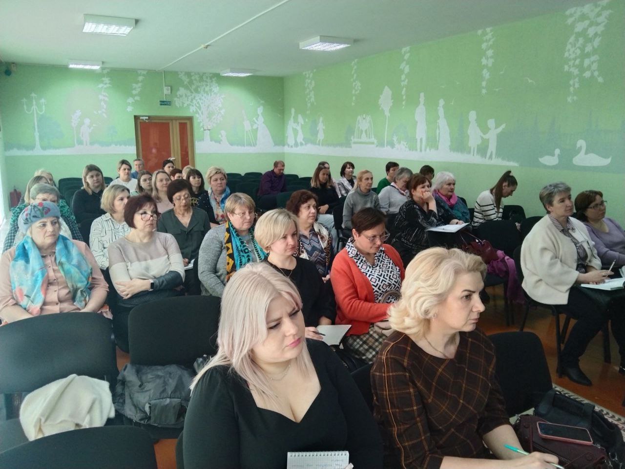 photo 5431757002683573804 y