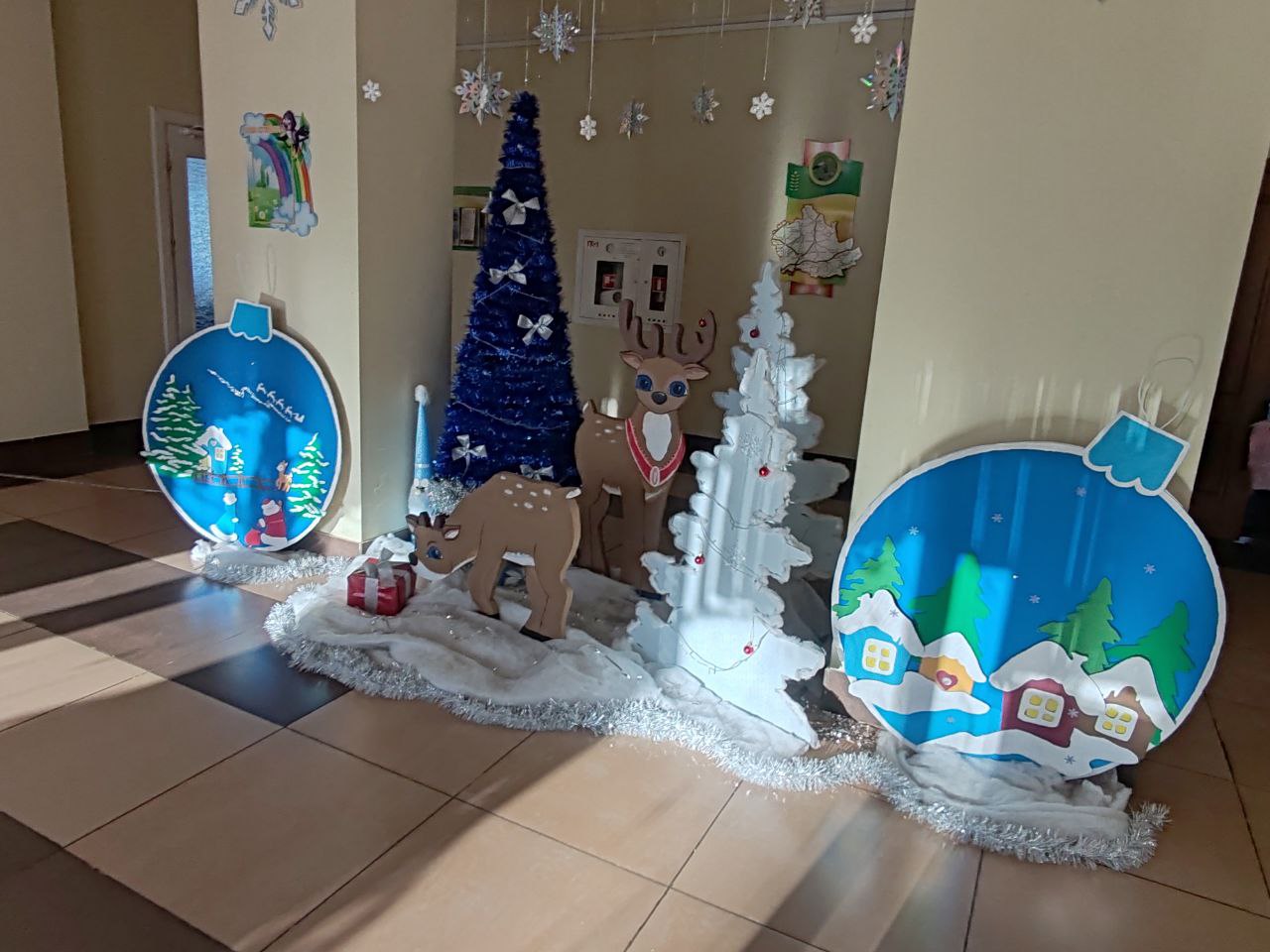 photo 5206535931362932193 y