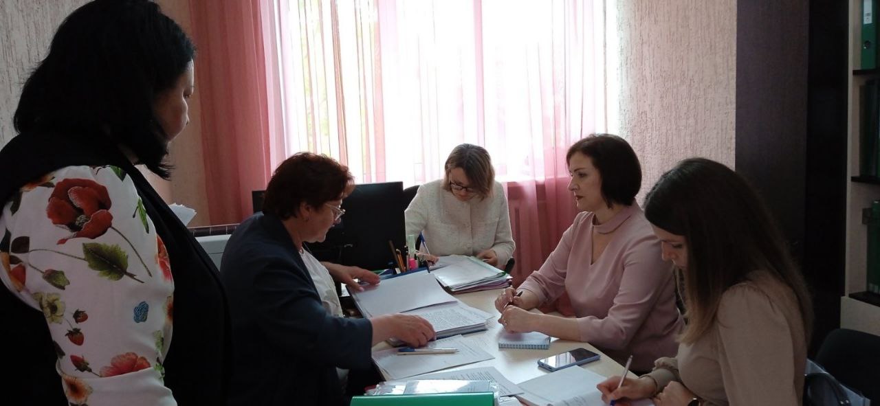 photo 5314258388365996115 y