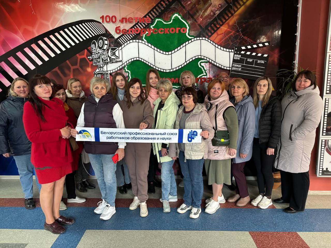 photo 5264977448280390144 y