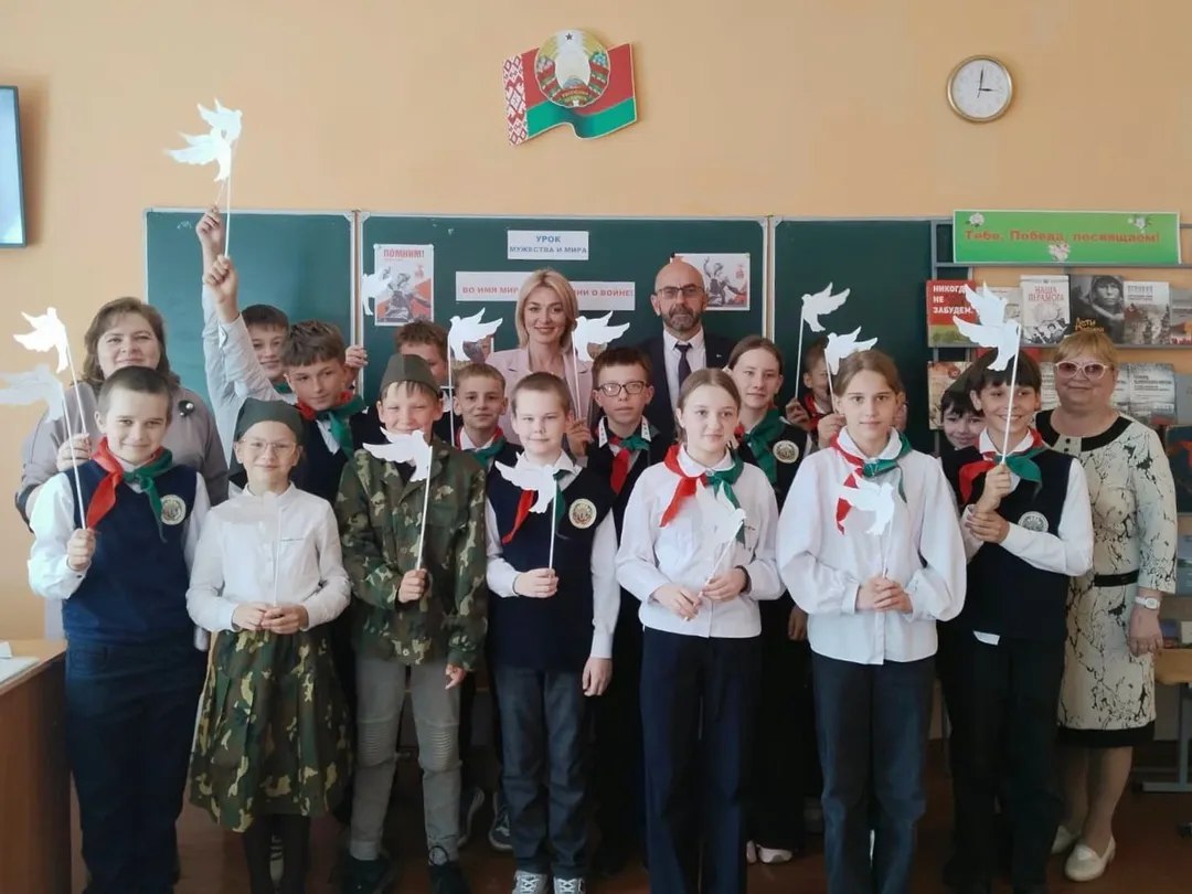 photo 5247089364759085927 y