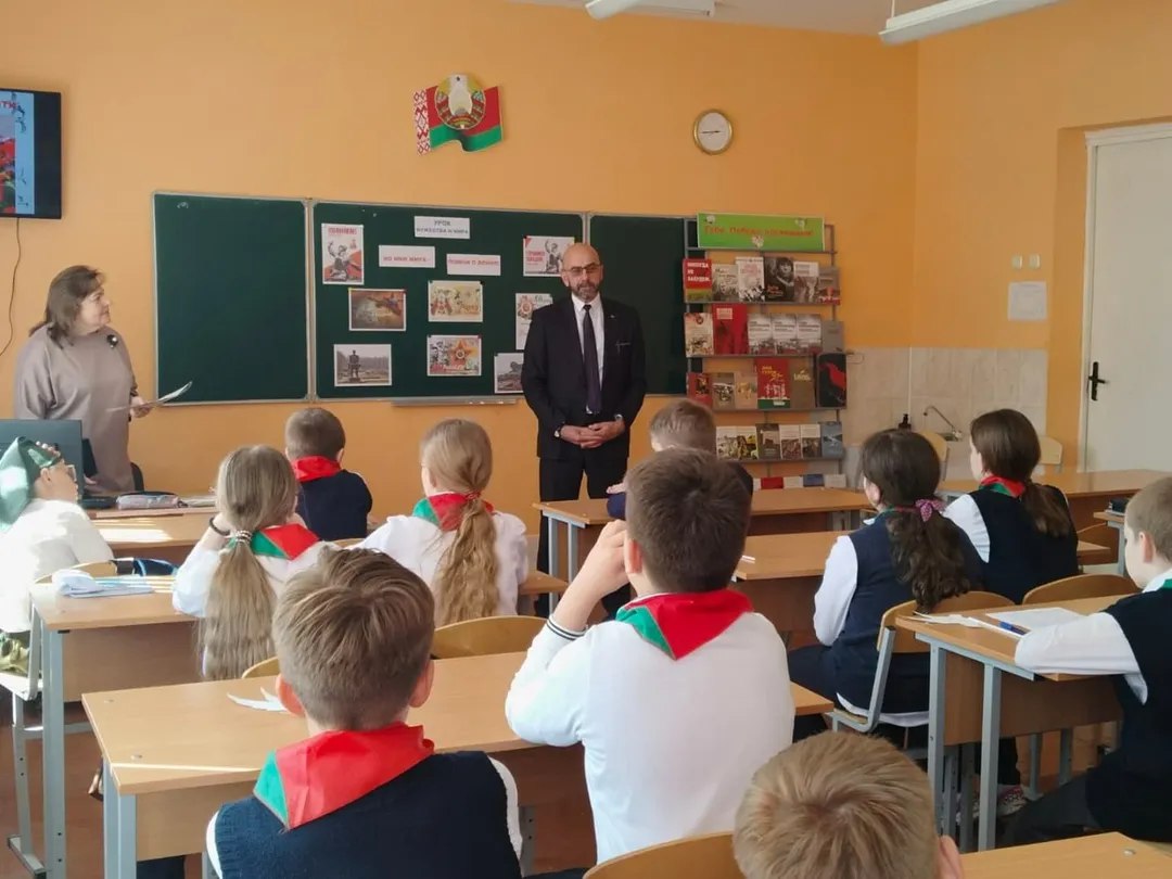 photo 5247089364759085931 y