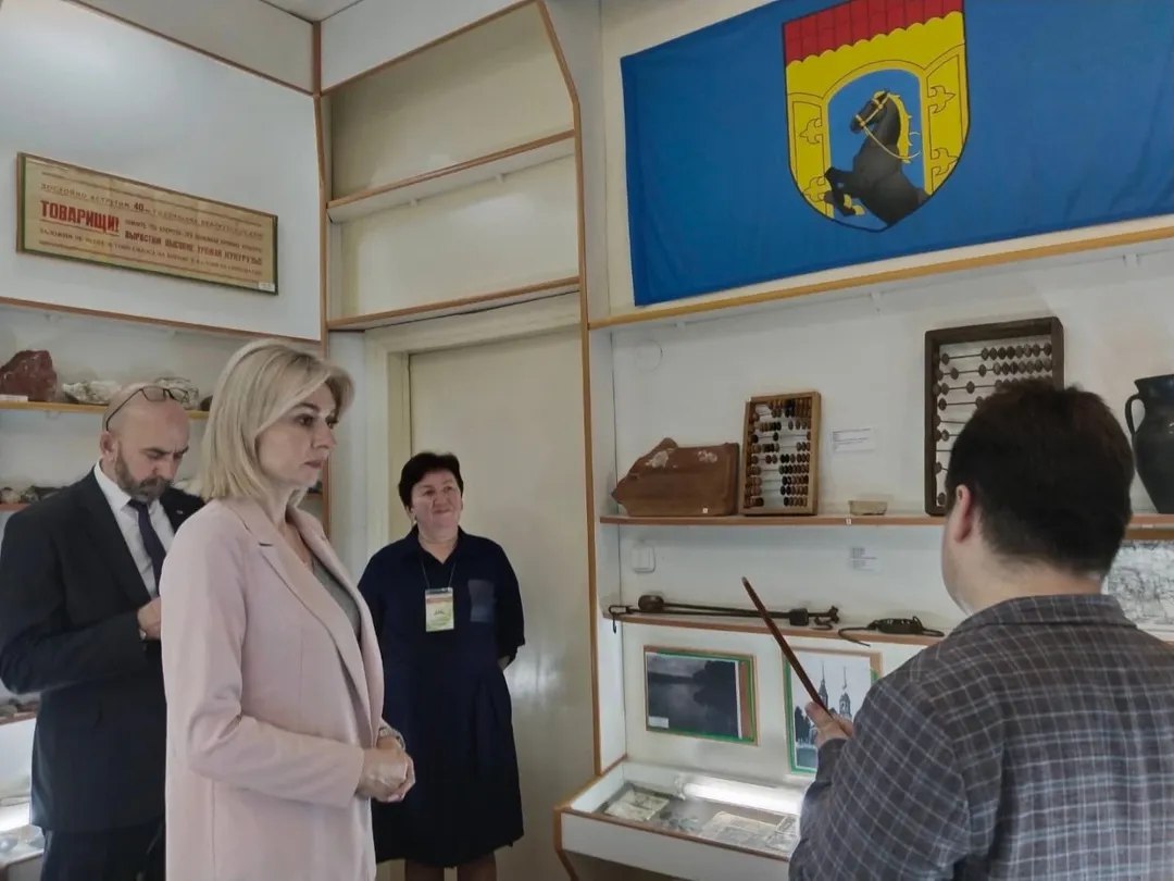 photo 5247089364759085943 y