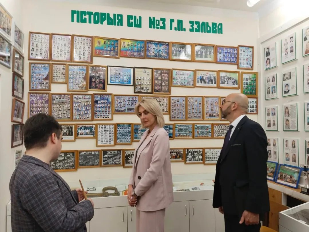 photo 5247089364759085944 y