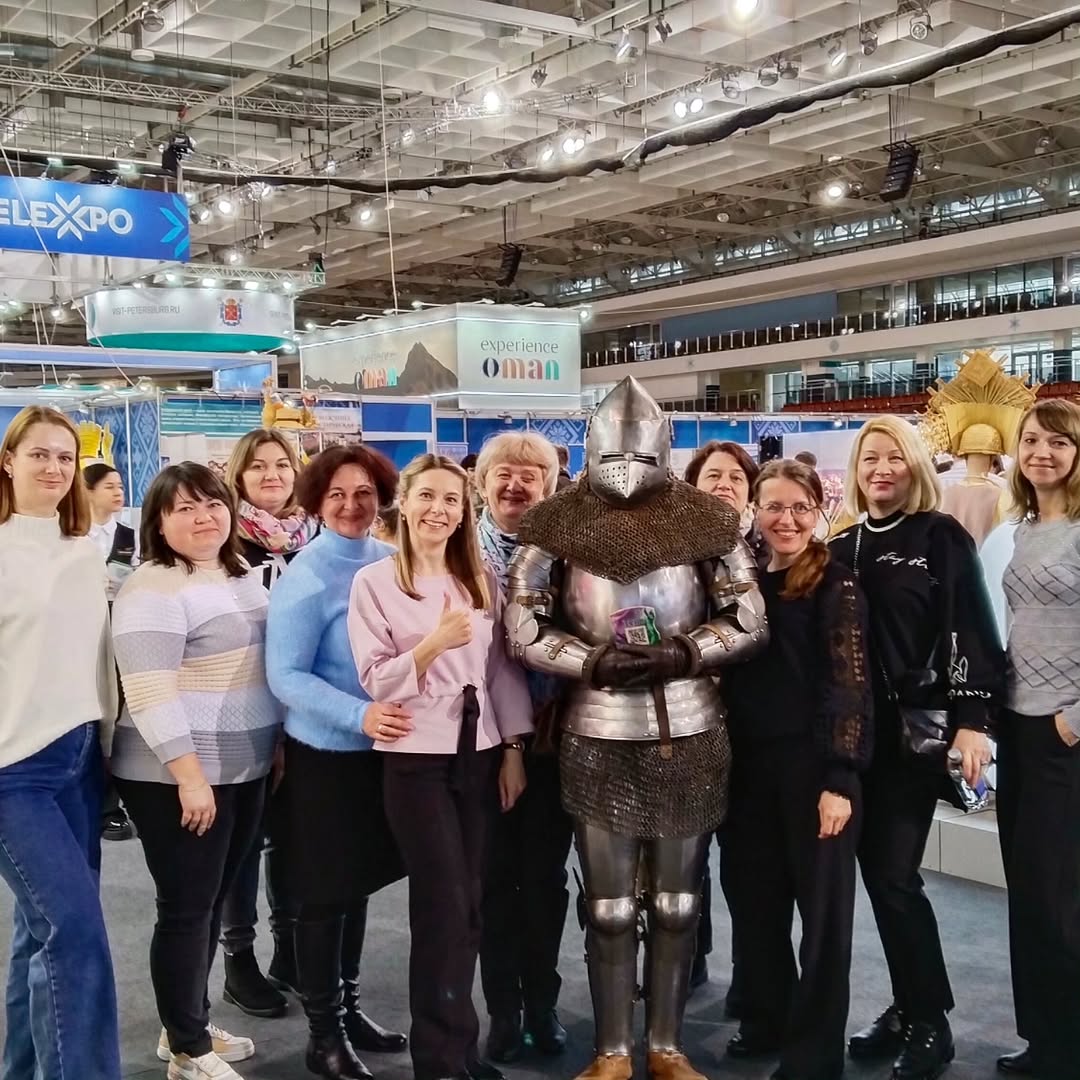 photo 5427128737335472475 y