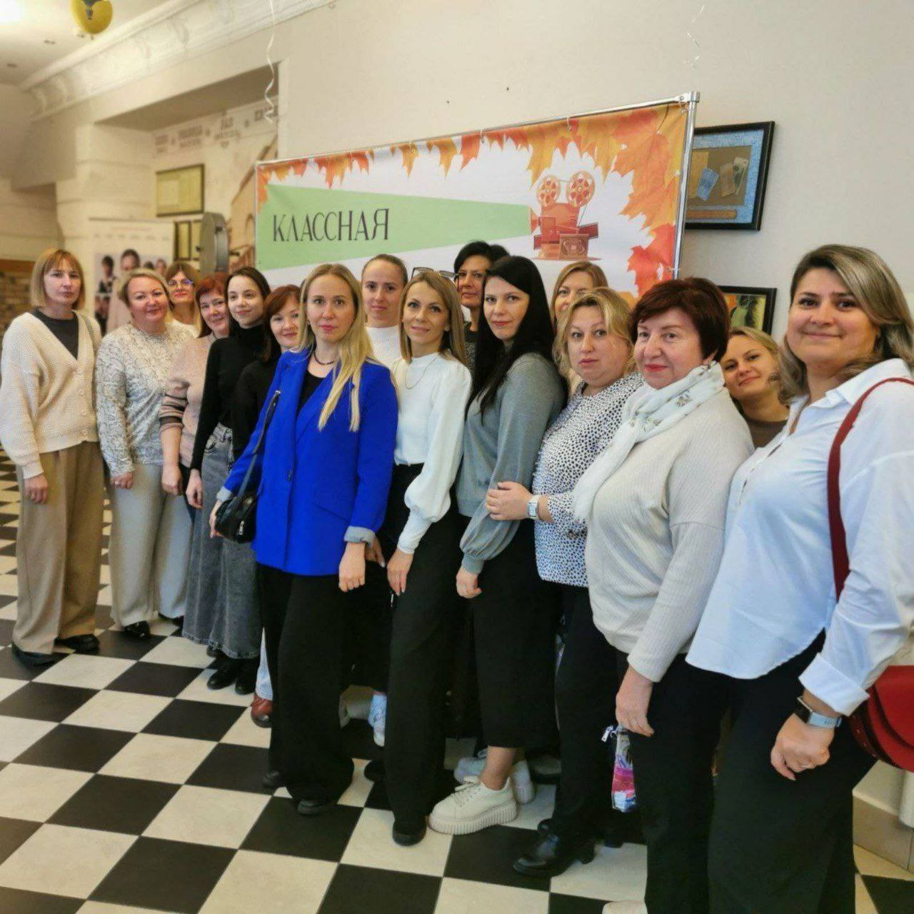 photo 5197623809802963915 y