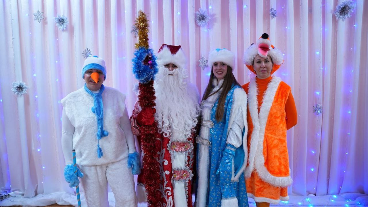 photo 5197623809802963919 y